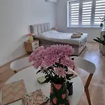 Aparthotel Stare