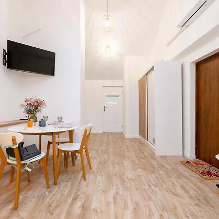 Aparthotel Stare *