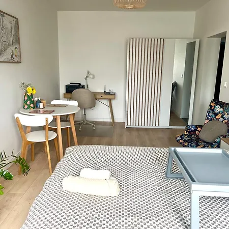 Stare Aparthotel 3*